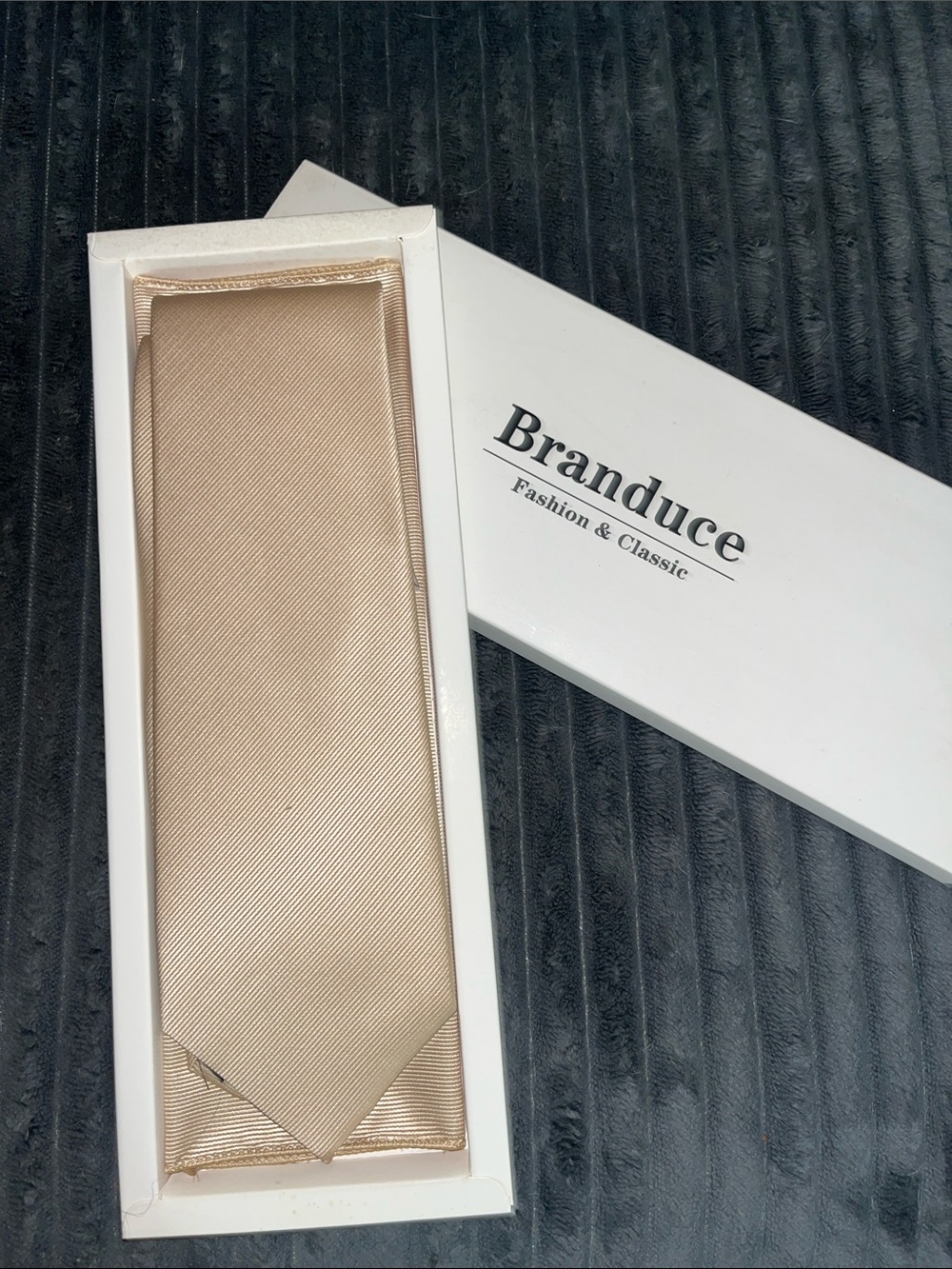 Tie & handkerchief set - new in box!! $15!